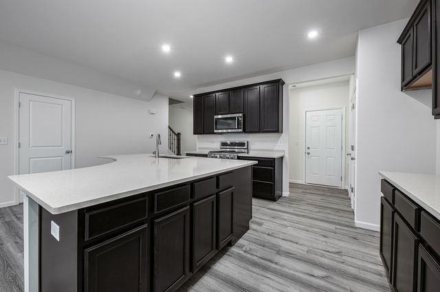 535 Watercress Drive 535, Aurora, IL 60504