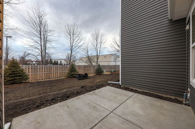 535 Watercress Drive 535, Aurora, IL 60504