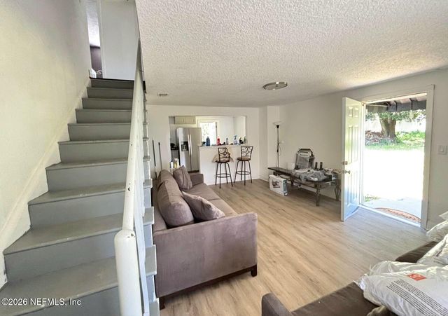 9834 WINSTON Street, Jacksonville, FL 32208