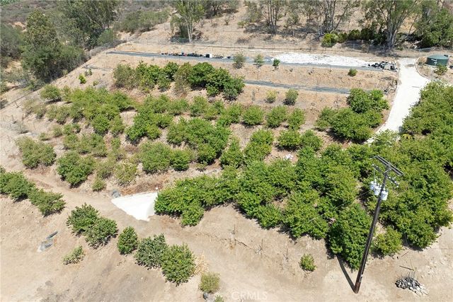 525 Stewart Canyon Road, Fallbrook, CA 92028