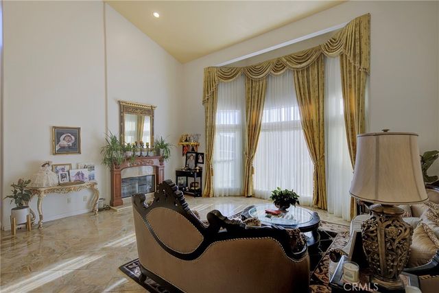 525 Stewart Canyon Road, Fallbrook, CA 92028