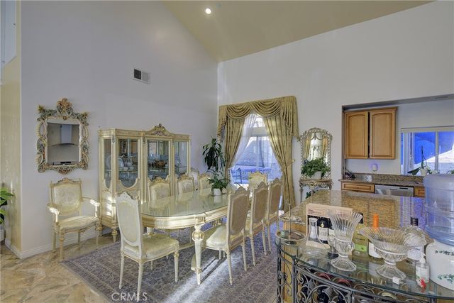 525 Stewart Canyon Road, Fallbrook, CA 92028