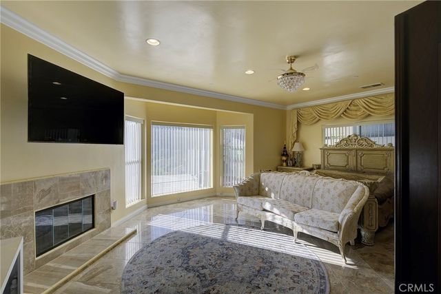 525 Stewart Canyon Road, Fallbrook, CA 92028