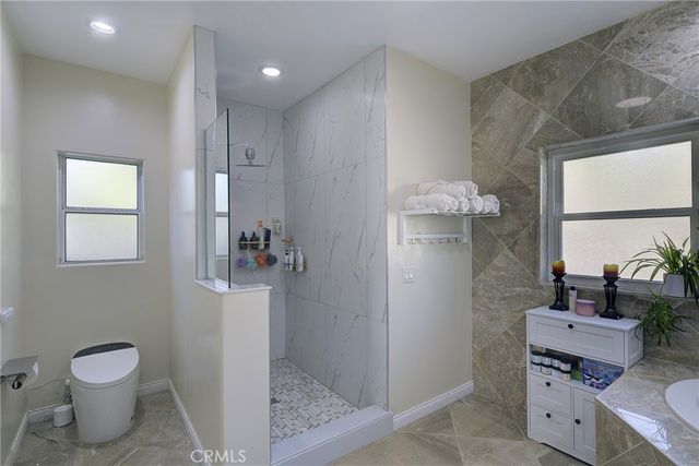 525 Stewart Canyon Road, Fallbrook, CA 92028