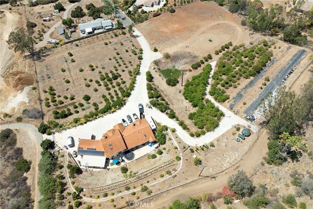 525 Stewart Canyon Road, Fallbrook, CA 92028