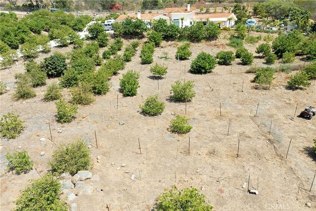 525 Stewart Canyon Road, Fallbrook, CA 92028