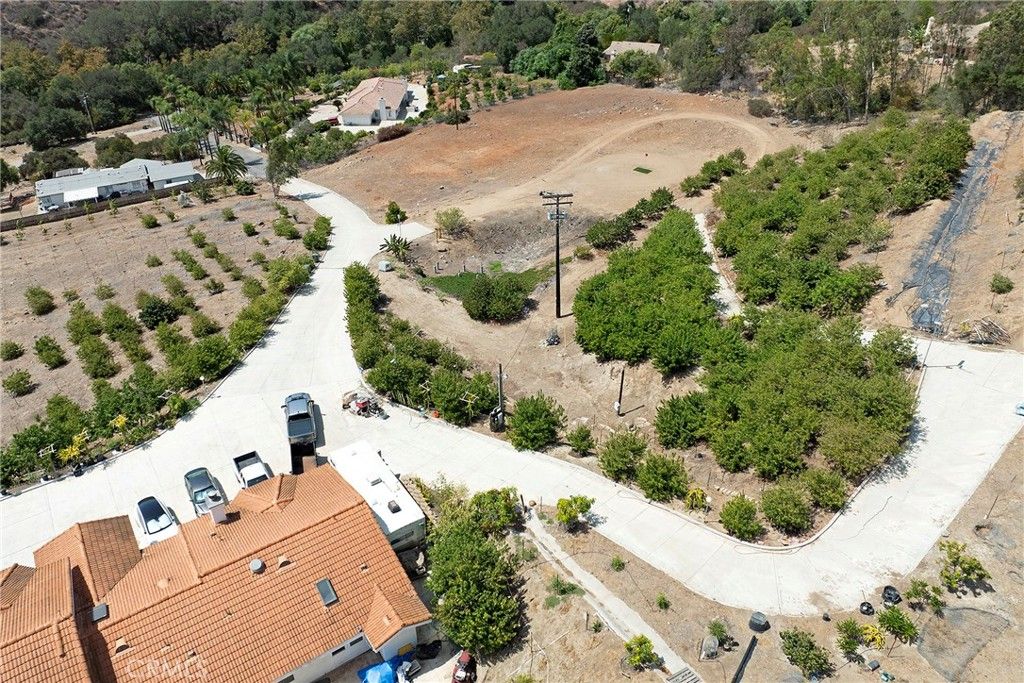 525 Stewart Canyon Road, Fallbrook, CA 92028 — photo 3