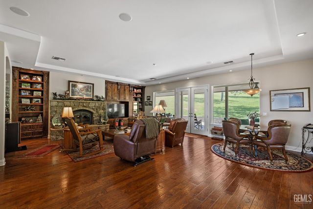 574 Williams Ranch Road, Bakersfield, CA 93308