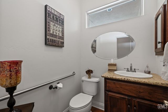 574 Williams Ranch Road, Bakersfield, CA 93308