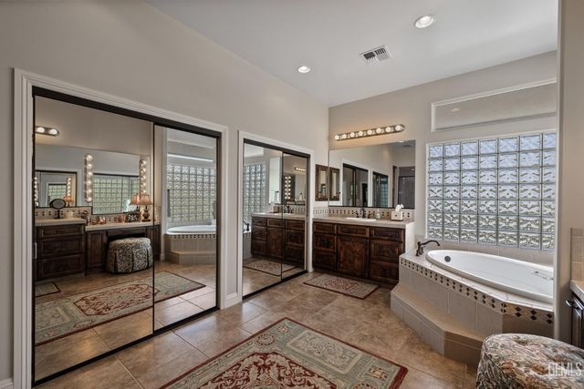 574 Williams Ranch Road, Bakersfield, CA 93308