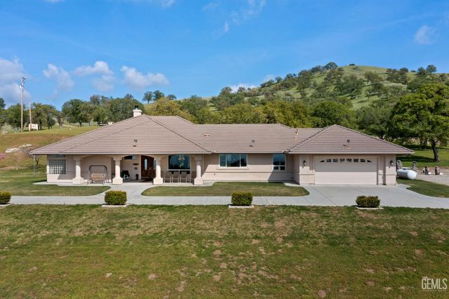 574 Williams Ranch Road, Bakersfield, CA 93308