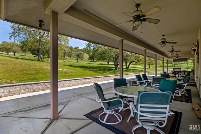 574 Williams Ranch Road, Bakersfield, CA 93308