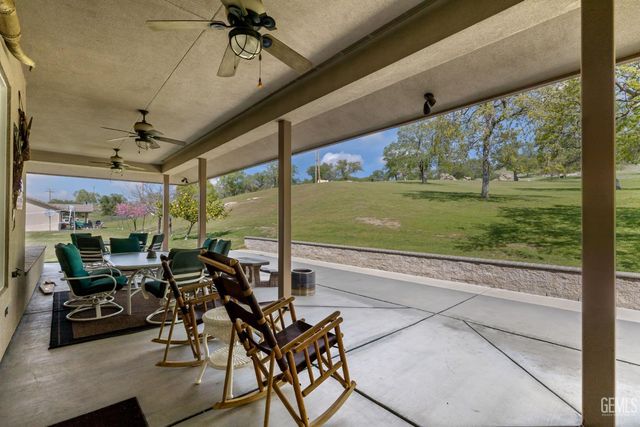 574 Williams Ranch Road, Bakersfield, CA 93308