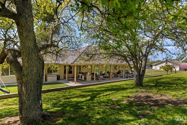 574 Williams Ranch Road, Bakersfield, CA 93308