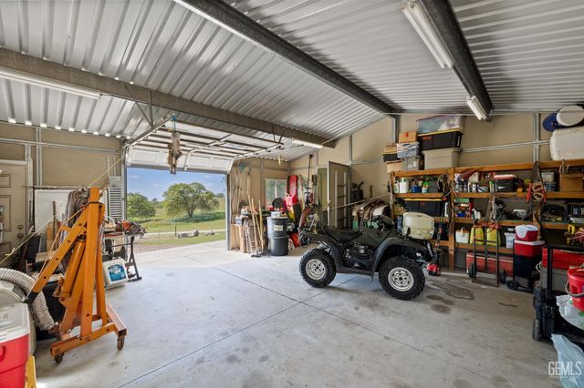 574 Williams Ranch Road, Bakersfield, CA 93308