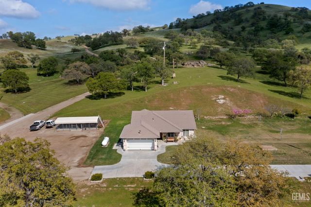 574 Williams Ranch Road, Bakersfield, CA 93308