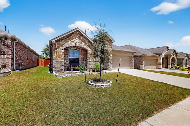 444 Ranchito Pass, Fort Worth, TX 76052