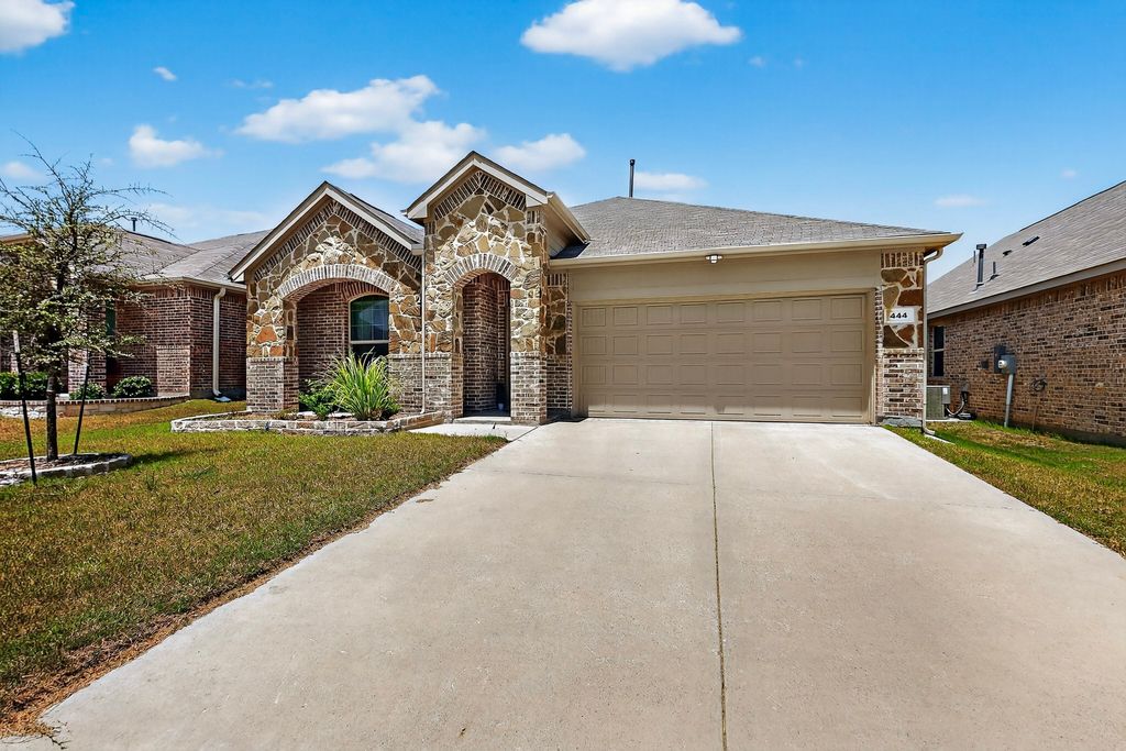 444 Ranchito Pass, Fort Worth, TX 76052