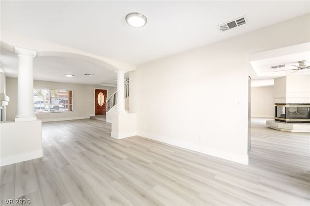 1846 Autumn Gold Avenue, Las Vegas, NV 89123
