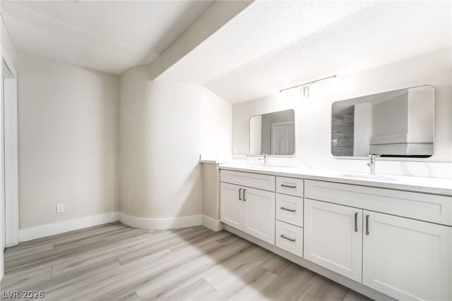 1846 Autumn Gold Avenue, Las Vegas, NV 89123