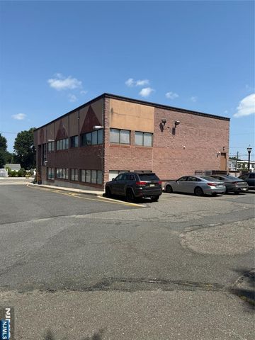 288 Boulevard, Hasbrouck Heights, NJ 07604