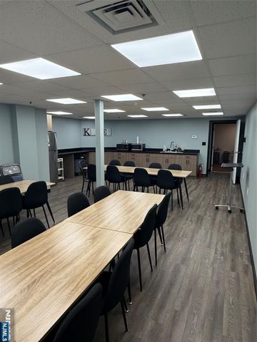 288 Boulevard, Hasbrouck Heights, NJ 07604