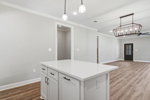 57 Harmony, Hattiesburg, MS 39402