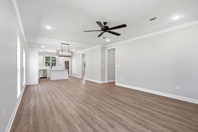 57 Harmony, Hattiesburg, MS 39402