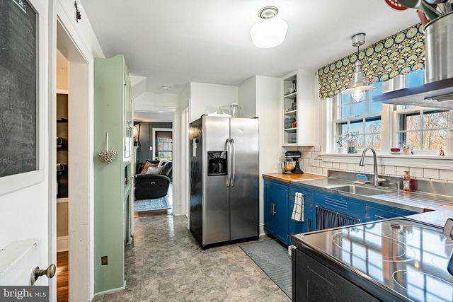 913 CALN MEETINGHOUSE RD, Coatesville, PA 19320