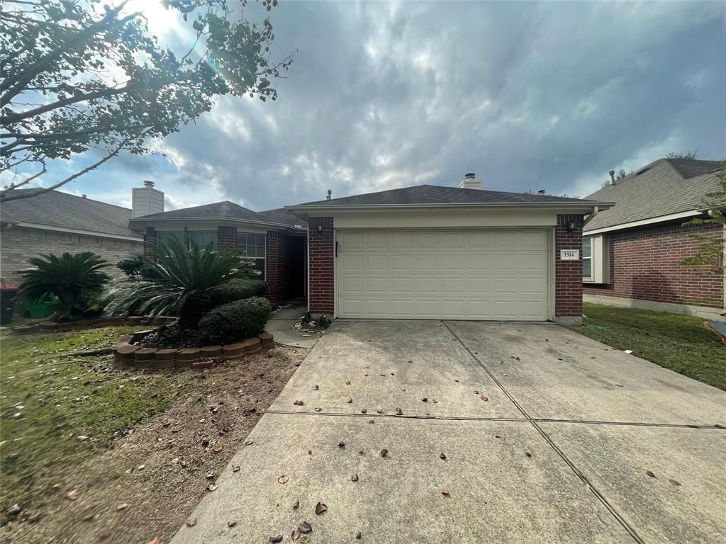 3314 Falcon Trail Drive, Spring, TX 77373