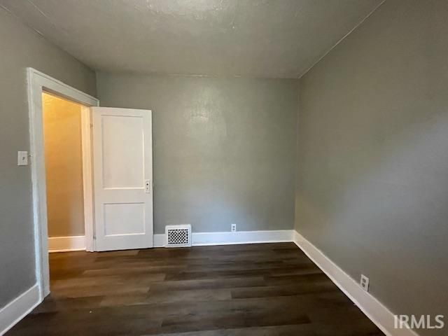 1337 N Adams Street, South Bend, IN 46628