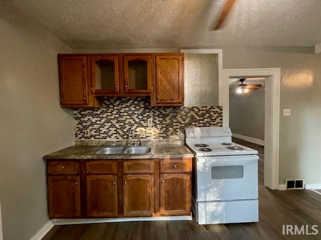 1337 N Adams Street, South Bend, IN 46628