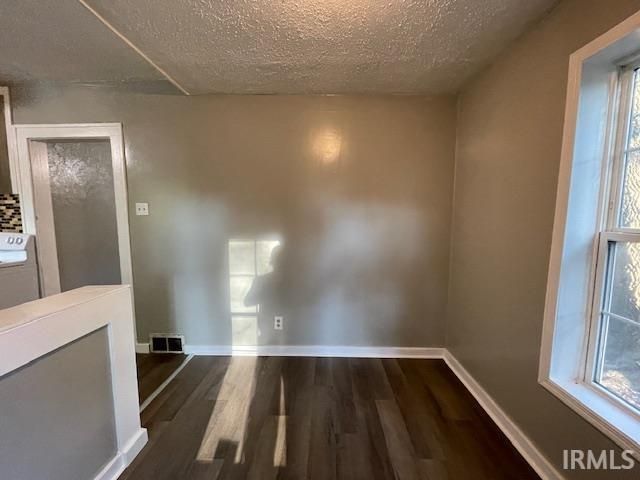 1337 N Adams Street, South Bend, IN 46628