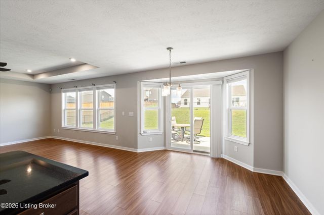 172 Sienna Dr, Shepherdsville, KY 40165