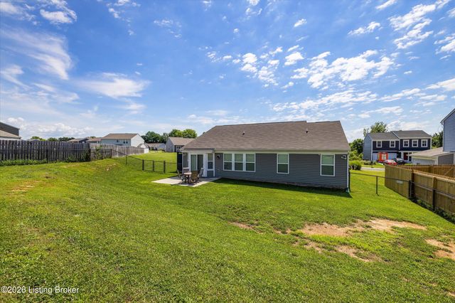 172 Sienna Dr, Shepherdsville, KY 40165