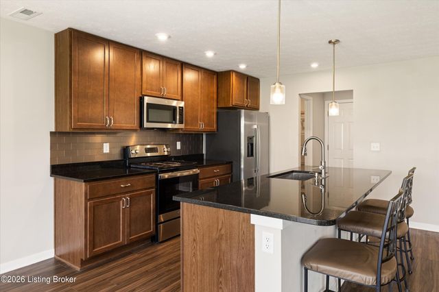172 Sienna Dr, Shepherdsville, KY 40165