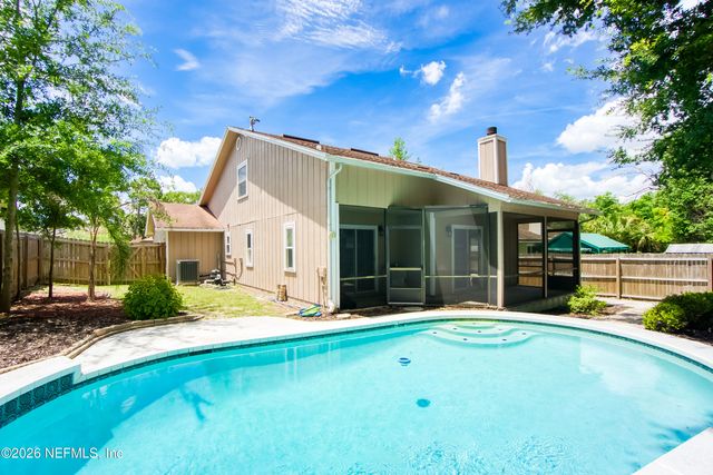 8065 LE HAVRE Drive N, Jacksonville, FL 32277