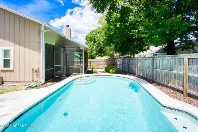 8065 LE HAVRE Drive N, Jacksonville, FL 32277