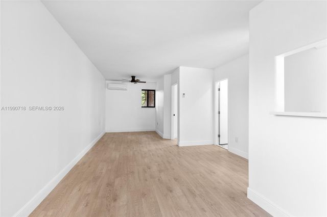 14171 SW 37th Ct 2, Davie, FL 33330