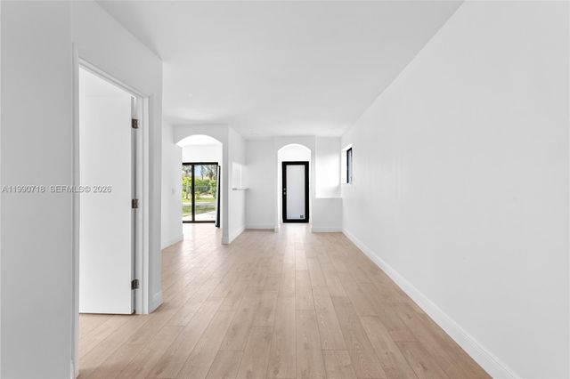 14171 SW 37th Ct 2, Davie, FL 33330