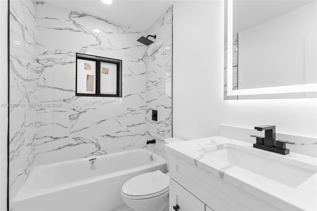 14171 SW 37th Ct 2, Davie, FL 33330