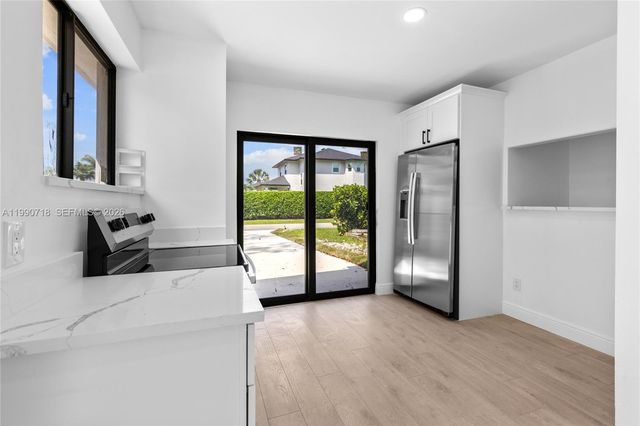 14171 SW 37th Ct 2, Davie, FL 33330