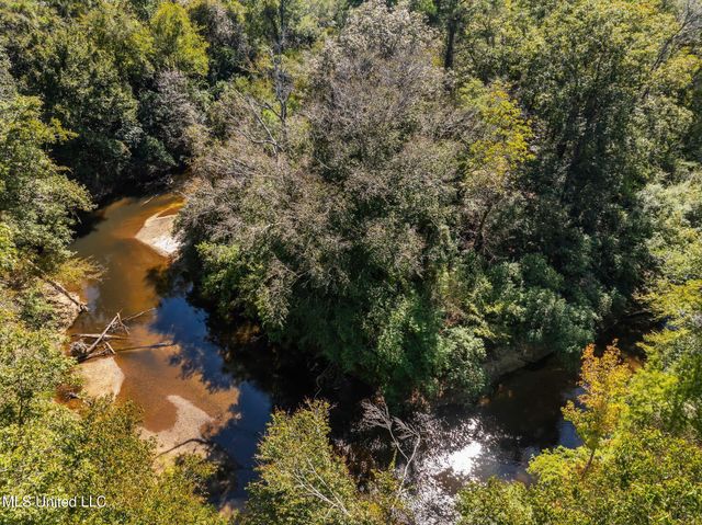 274 Game Reserve Road, Columbia, MS 39429