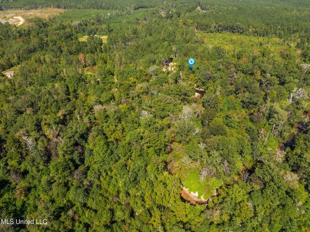 274 Game Reserve Road, Columbia, MS 39429