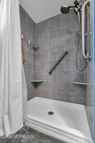 94 Highland Avenue, Leonardo, NJ 07737
