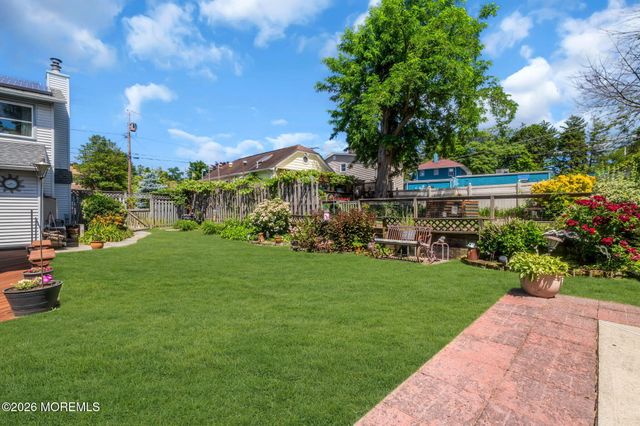 94 Highland Avenue, Leonardo, NJ 07737