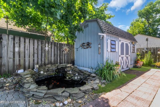 94 Highland Avenue, Leonardo, NJ 07737