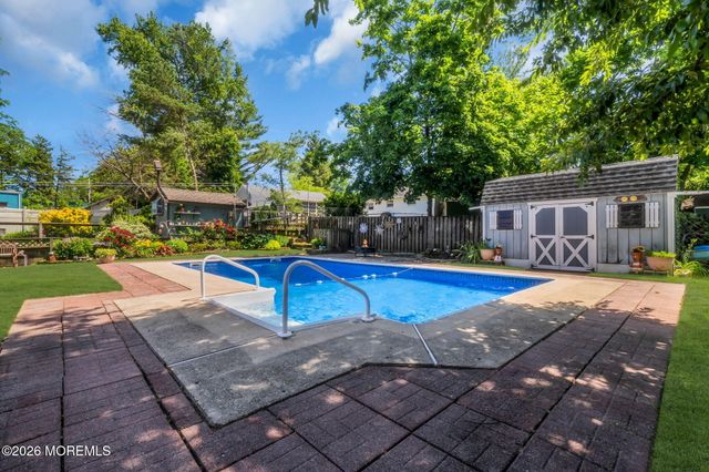 94 Highland Avenue, Leonardo, NJ 07737
