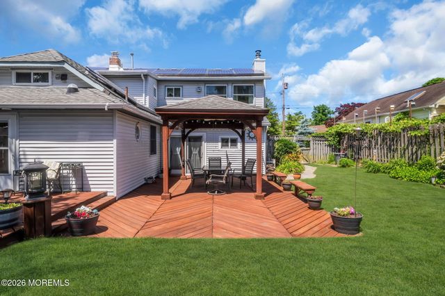 94 Highland Avenue, Leonardo, NJ 07737