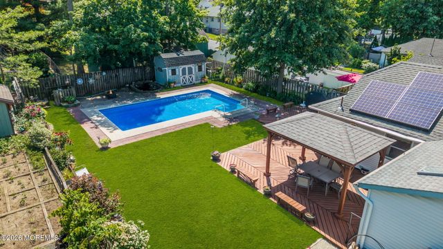 94 Highland Avenue, Leonardo, NJ 07737